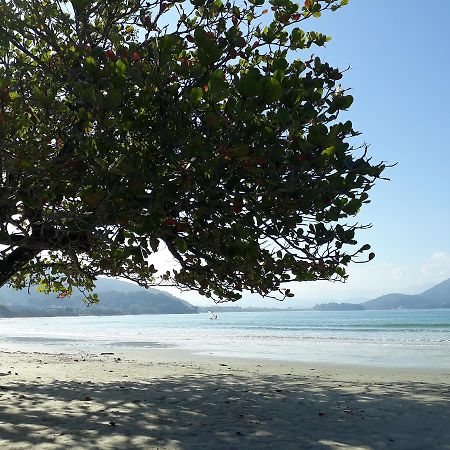 Pe Na Areia Apto 708 Ubatuba Kültér fotó